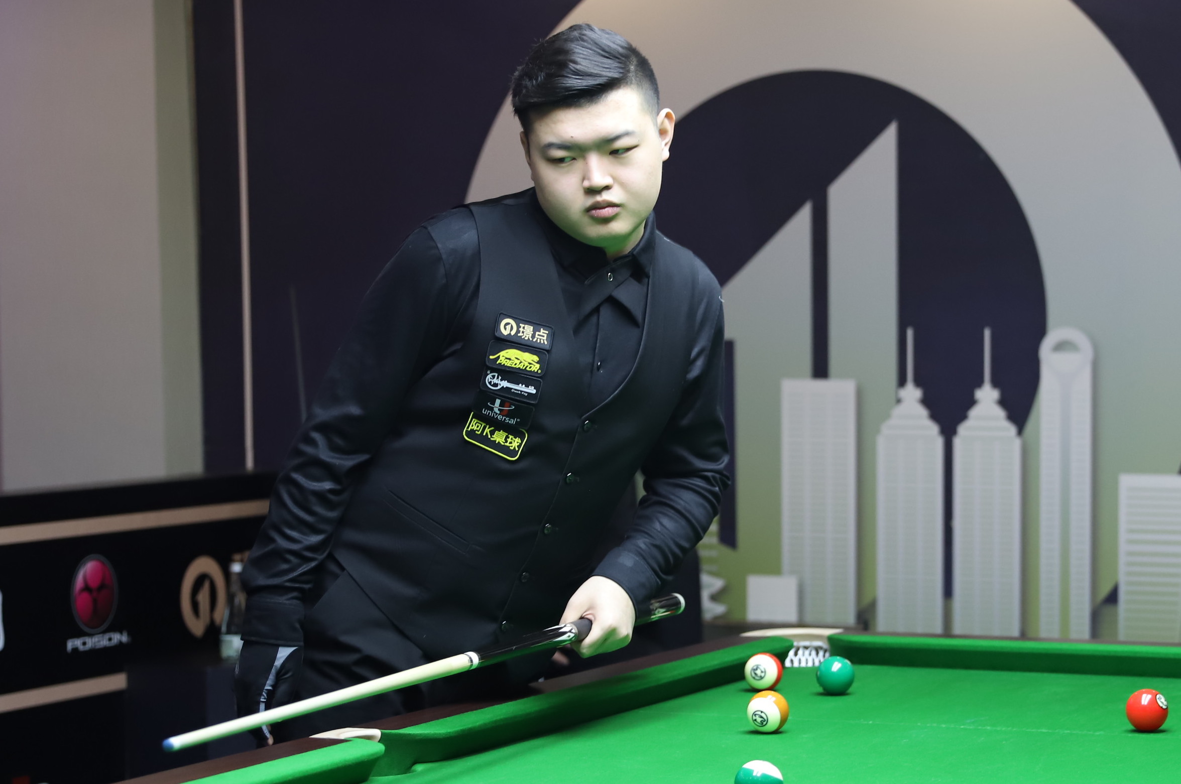 与队友完成 与队友完成