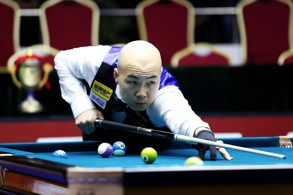 一是阿诺德 一是阿诺德